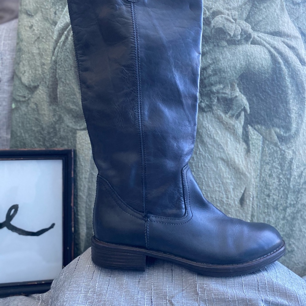 Black Genuine Soft Leather Knee High Boots Sz. 8